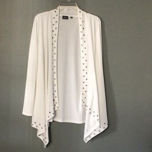 Light layering sweater